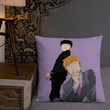 Mobbing Premium Pillow